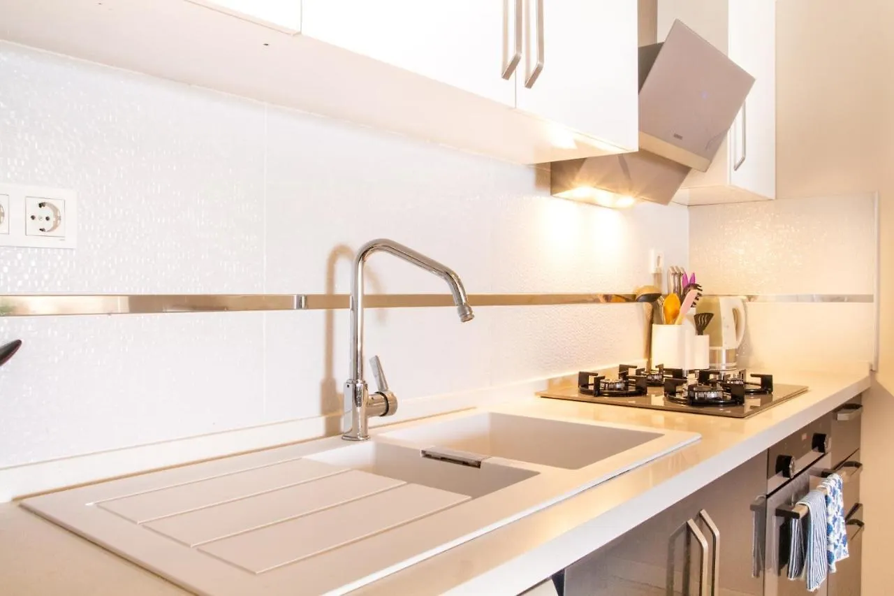 شقة Spacious Perfect Flat With Private Pool كوشاداسيه 0*,