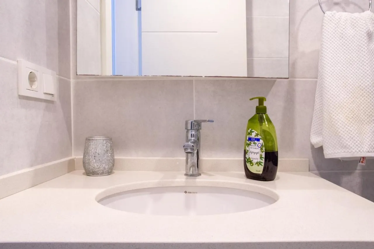 شقة Spacious Perfect Flat With Private Pool كوشاداسيه